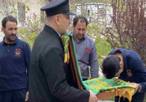 پرچم بارگاه رضوی در معدن مس سونگون به اهتزاز درآمد
