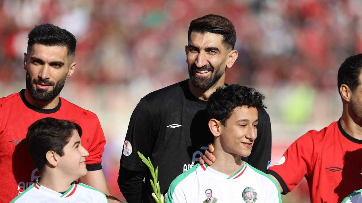 بیرانوند: آقاسی با پرسپولیس دو ساله بسته