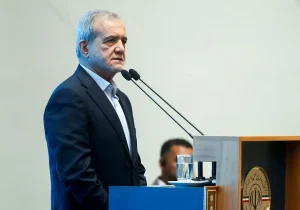 پزشکیان: اگر مردم باشند، هیچ قدرتی نمی‌تواند ما را زمین‌گیر کند