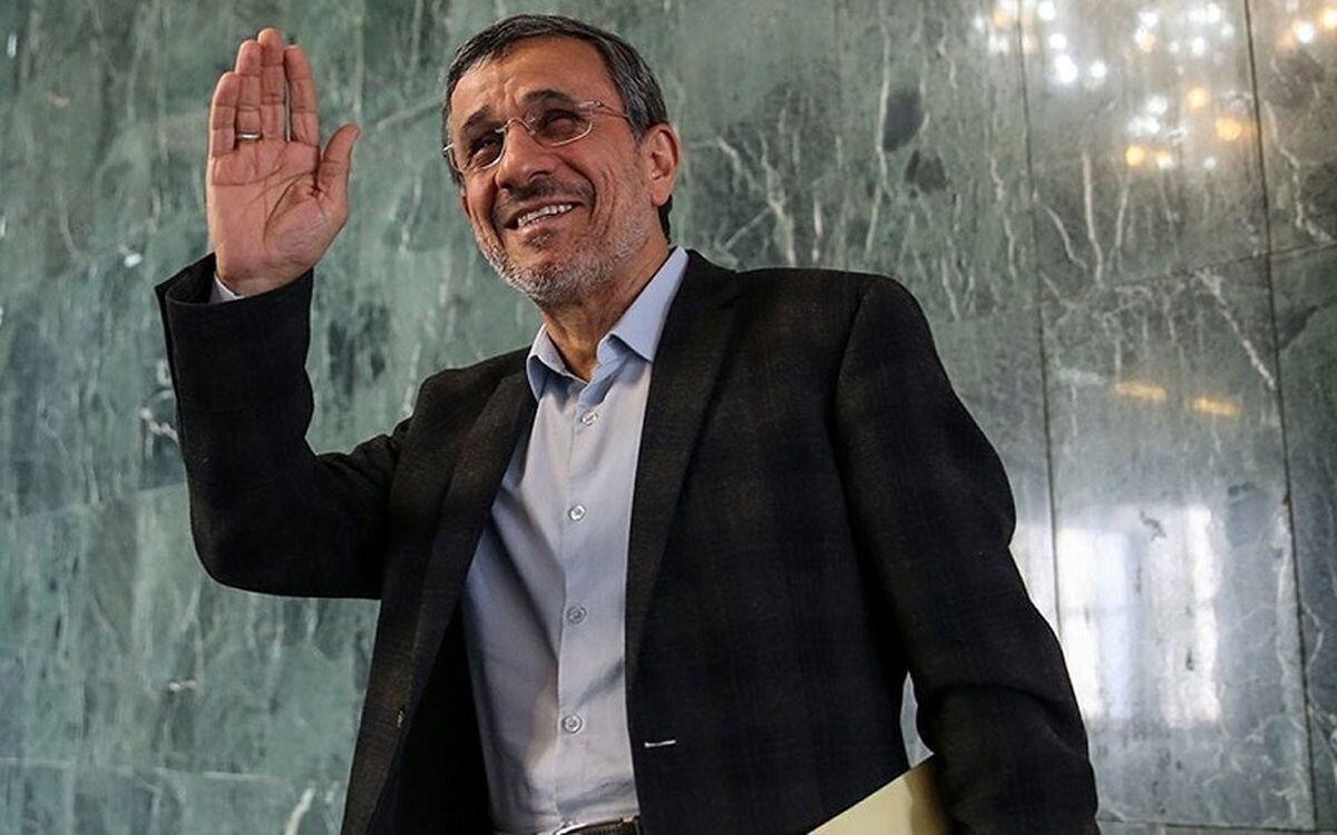 محمود احمدی‌نژاد برای شرکت در کنفرانس پایداری به بوداپست سفر کرد