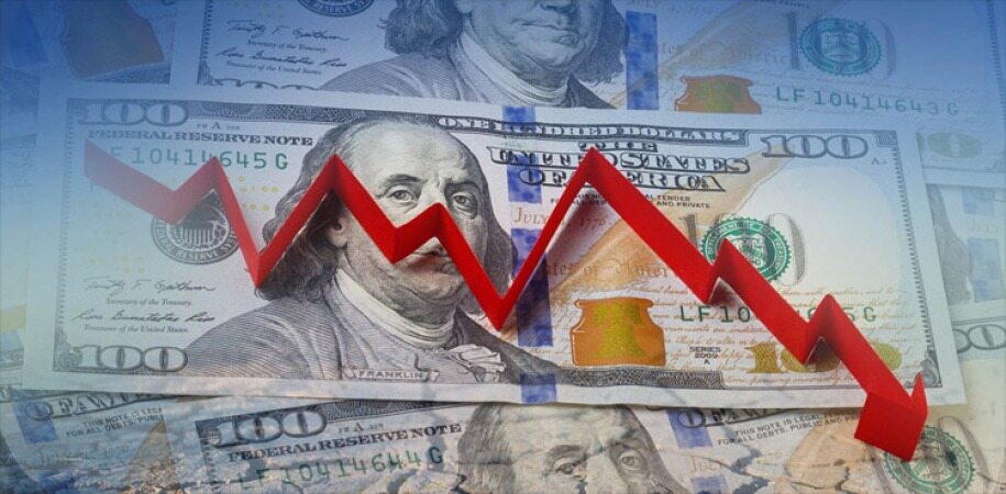 کاهش قیمت دلار توافقی؛ نرخ فروش به ۷۱,۱۳۷ تومان رسید