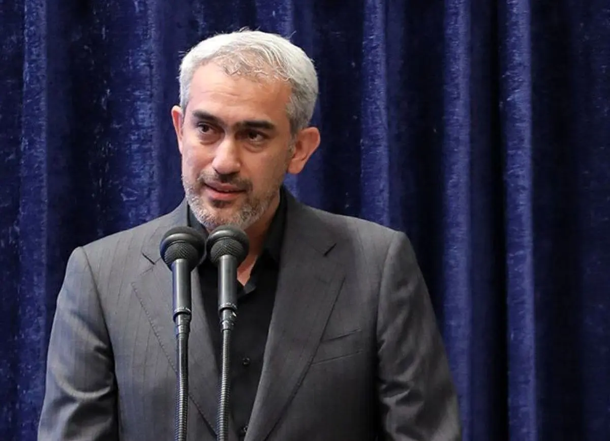 معرفی مدنی‌زاده به‌عنوان وزیر پیشنهادی اقتصاد به مجلس