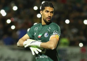سید حسین حسینی در یک قدمی تراکتور
