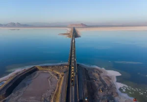 ۶۰ هزار چاه غیرمجاز، عامل کاهش ۵۰ سانتی‌متری سطح آب دریاچه ارومیه