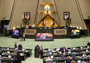 نمایندگان مجلس: با افراط‌گرایان سیاسی و پرمصرف‌های آب و برق برخورد شود