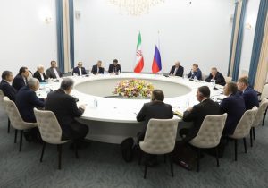 عارف در دیدار با نخست‌وزیر روسیه: راهبرد ایران، عدم دخالت نیروهای خارجی در ژئوپلیتیک منطقه است