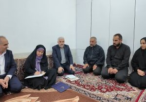 وزیر راه: مسکن برای خانواده دو دانش‌آموز شهید تبریزی تأمین می‌شود