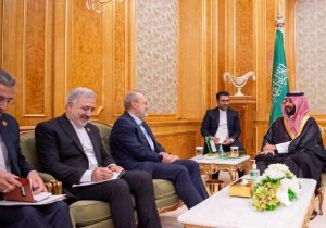لاریجانی: در سفر به ریاض، گسترش همکاری‌های دفاعی ایران و عربستان بررسی شد