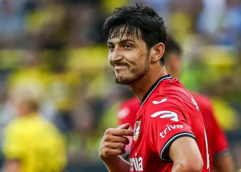 سردار آزمون از لیست الاهلی برای دیدار با تراکتور خط خورد