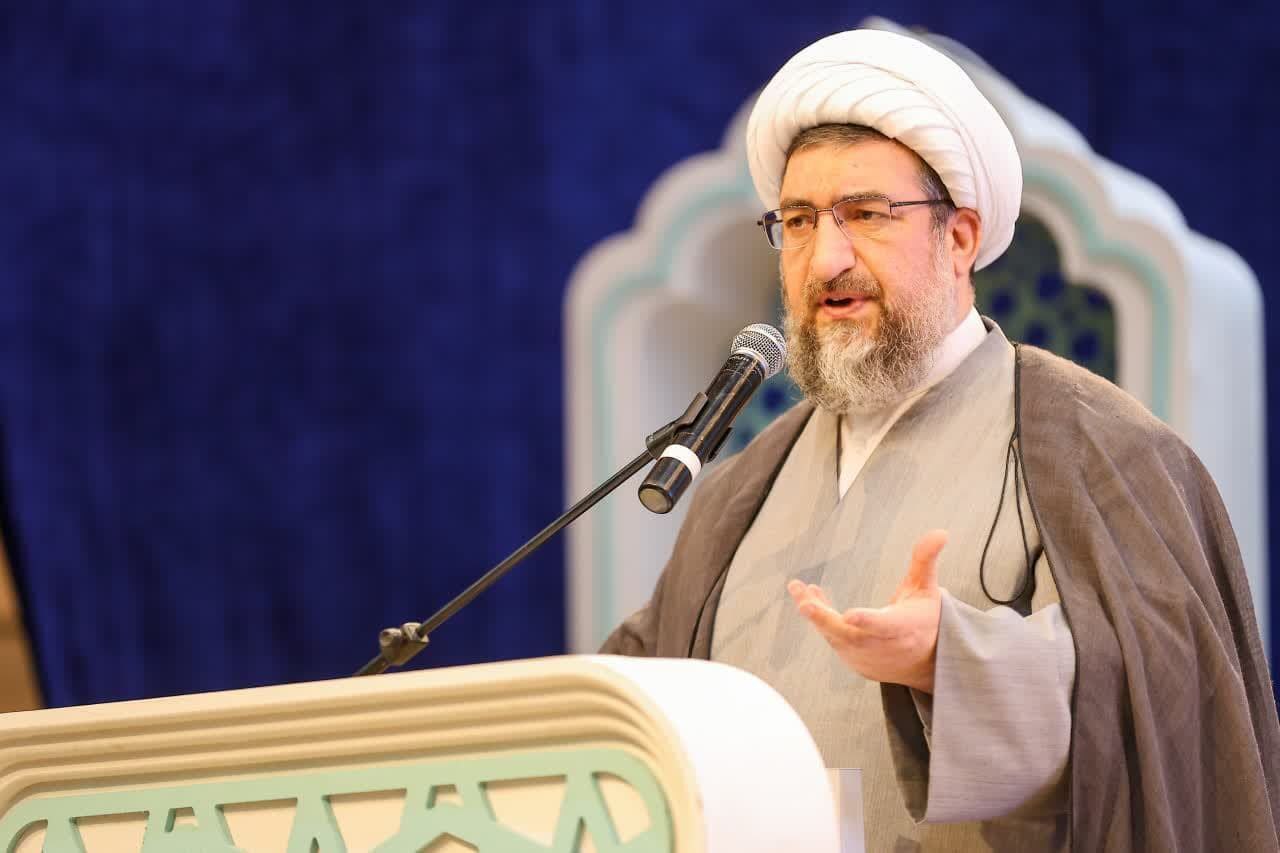 امام جمعه تبریز: پایداری دولت و مردم، حقوق ایران را در برابر استکبار تضمین می‌کند