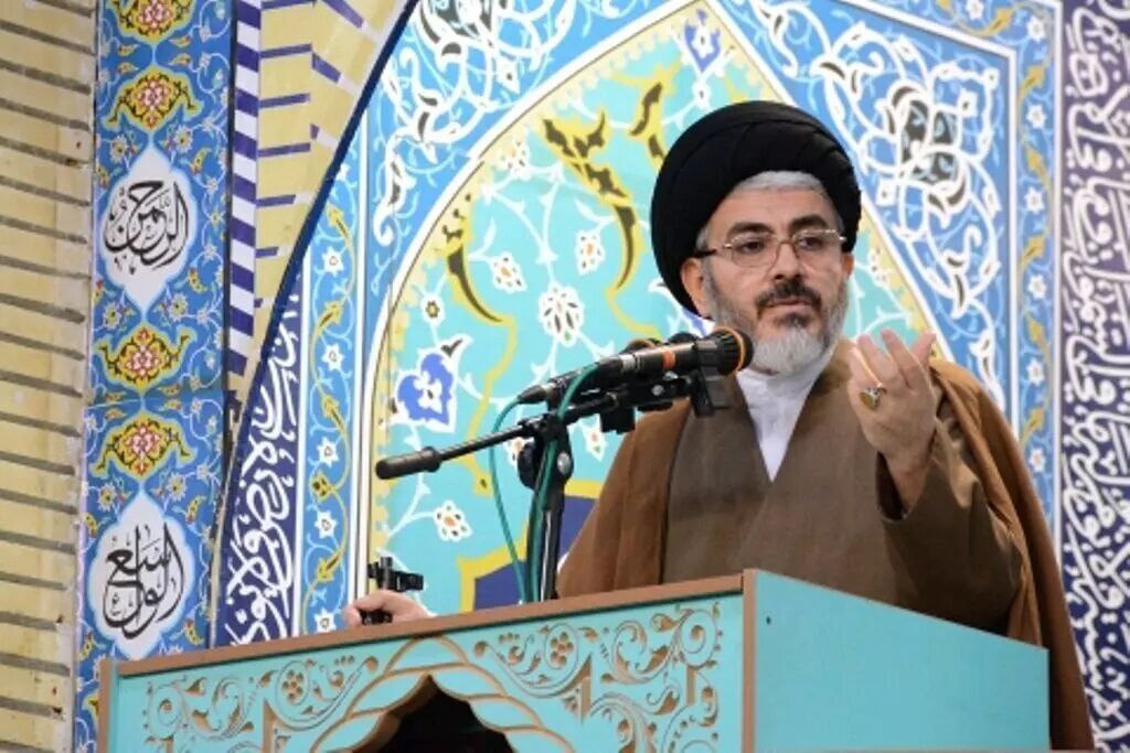 امام جمعه ارومیه: دشمن با هزینه‌های کلان به دنبال تفرقه در ایران است