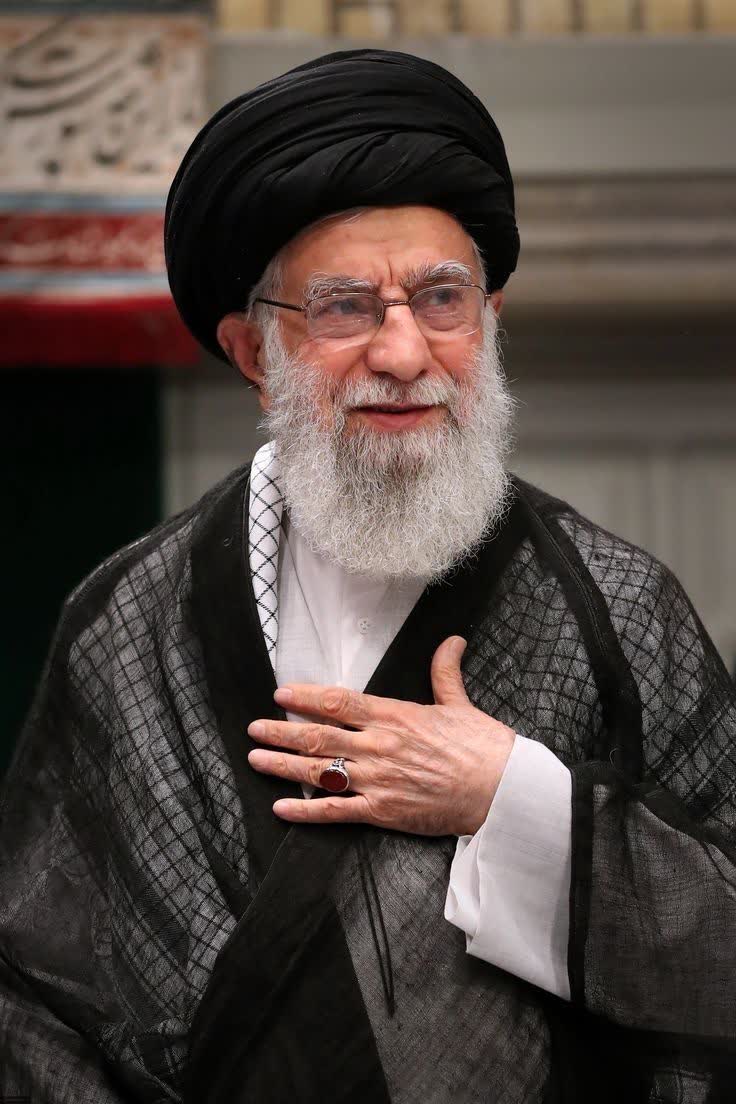 موافقت رهبر انقلاب با عفو و تخفیف مجازات شماری از محکومان