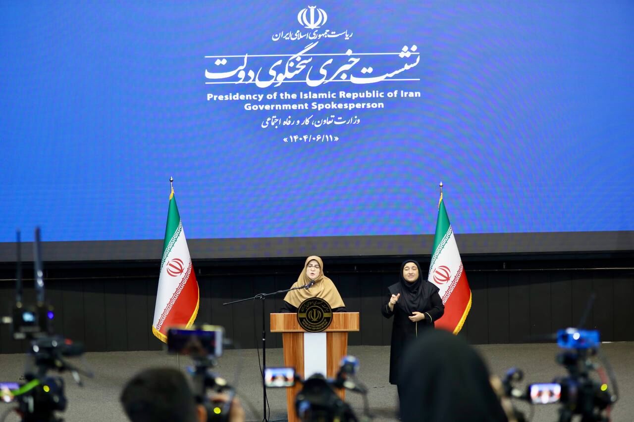 مهاجرانی: صدور گواهینامه موتور برای بانوان منعی ندارد