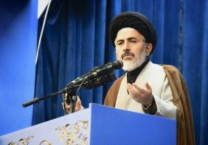 امام جمعه ارومیه: بی‌توجهی به وحدت عامل اصلی مشکلات جهان اسلام است