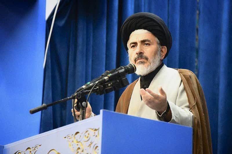 امام جمعه ارومیه: بی‌توجهی به وحدت عامل اصلی مشکلات جهان اسلام است