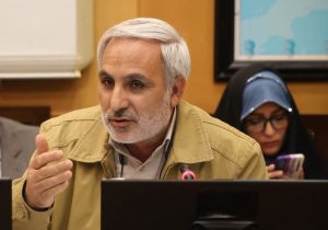 جعفری‌آذر: مجلس منتظر همکاری دولت برای تبدیل وضعیت نیروهای شرکتی است