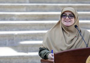 مهاجرانی: برنامه اقتصادی دولت برای معیشت مردم بازآرایی شد