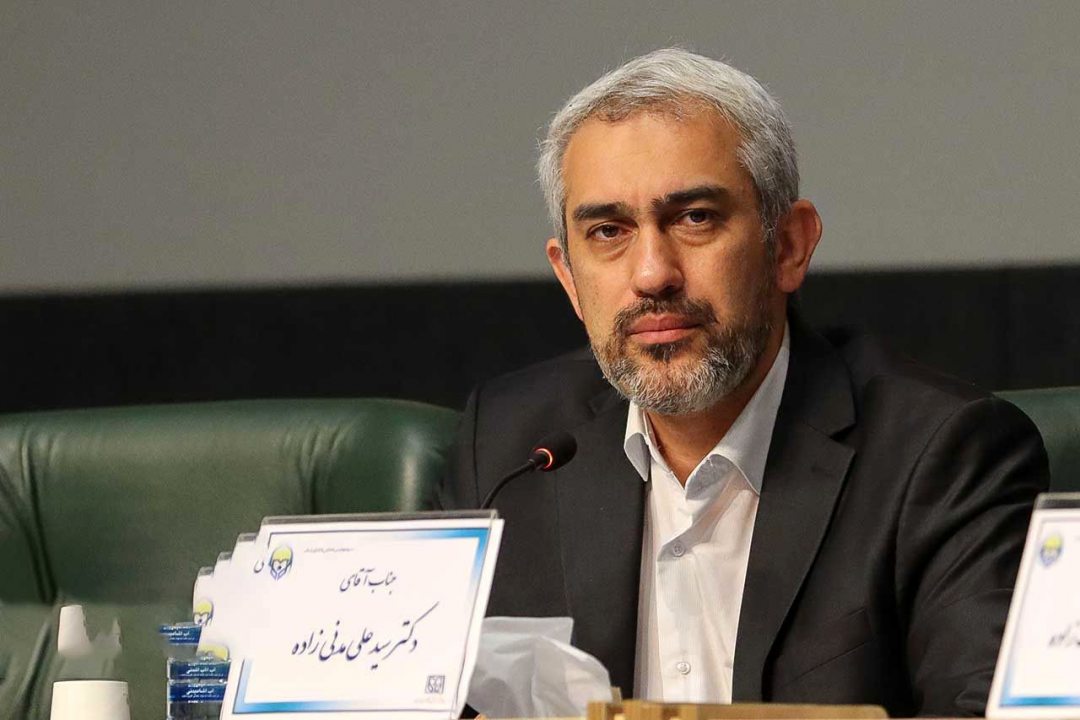 وزیر اقتصاد: مسئول نوسانات ارزی نیستم