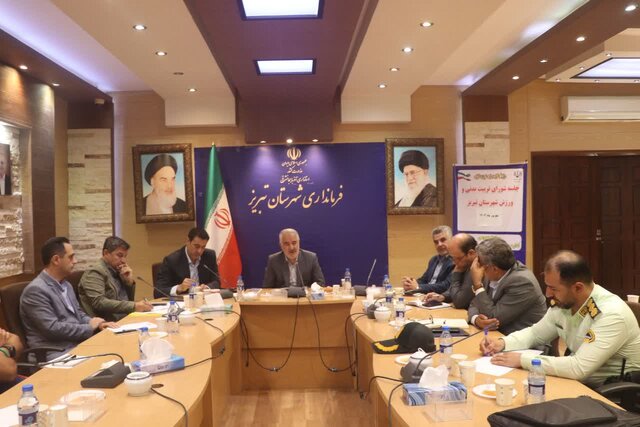 فرماندار تبریز: روحیه قهرمانی تیم تراکتور باید در جامعه تزریق شود