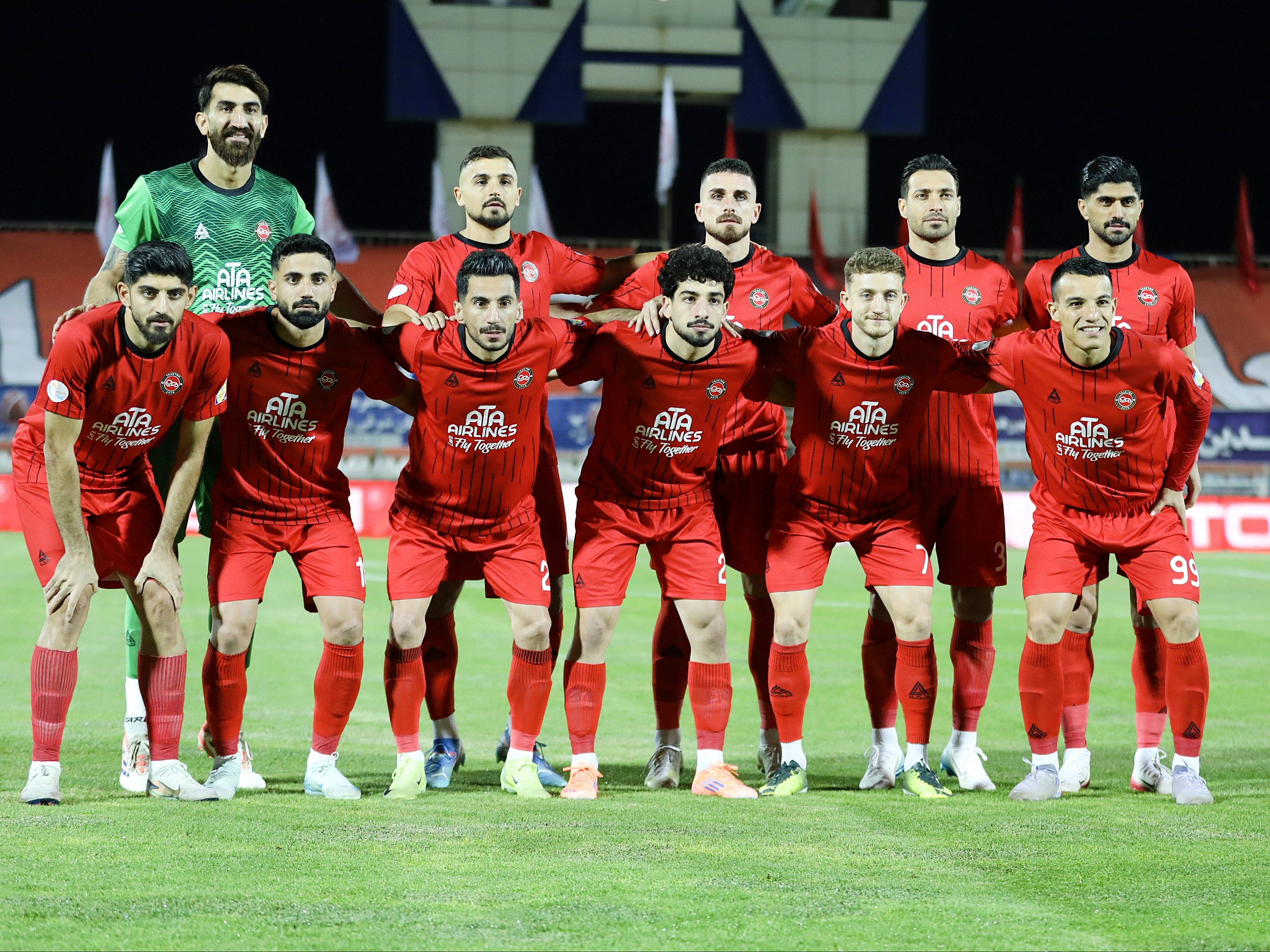 پرسپولیس از شکست مقابل تراکتور گریخت