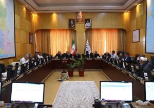 انحراف ۴۲ درصدی هزینه‌ها از بودجه مصوب، نشانه سوپر تورم و سوپر فقر است