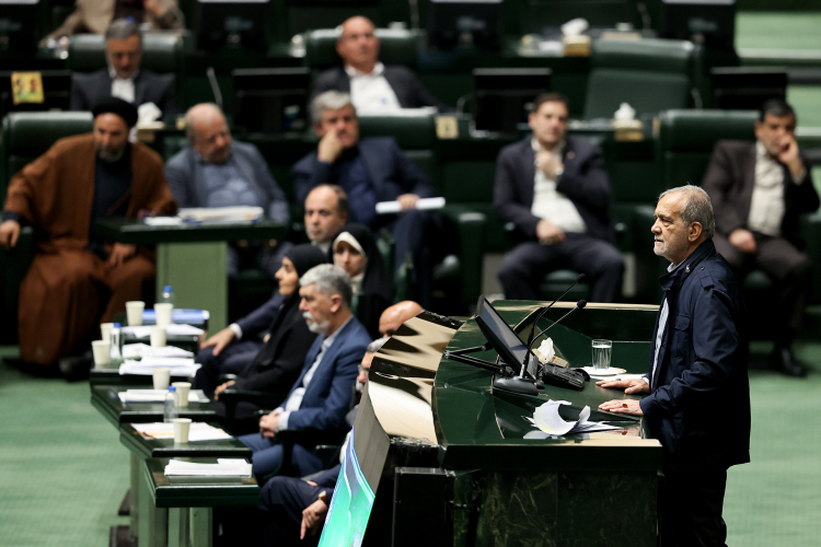 پزشکیان:اصلاح اقتصادی را از خود دولت آغاز می‌کنیم؛ مجلس همراهی کند