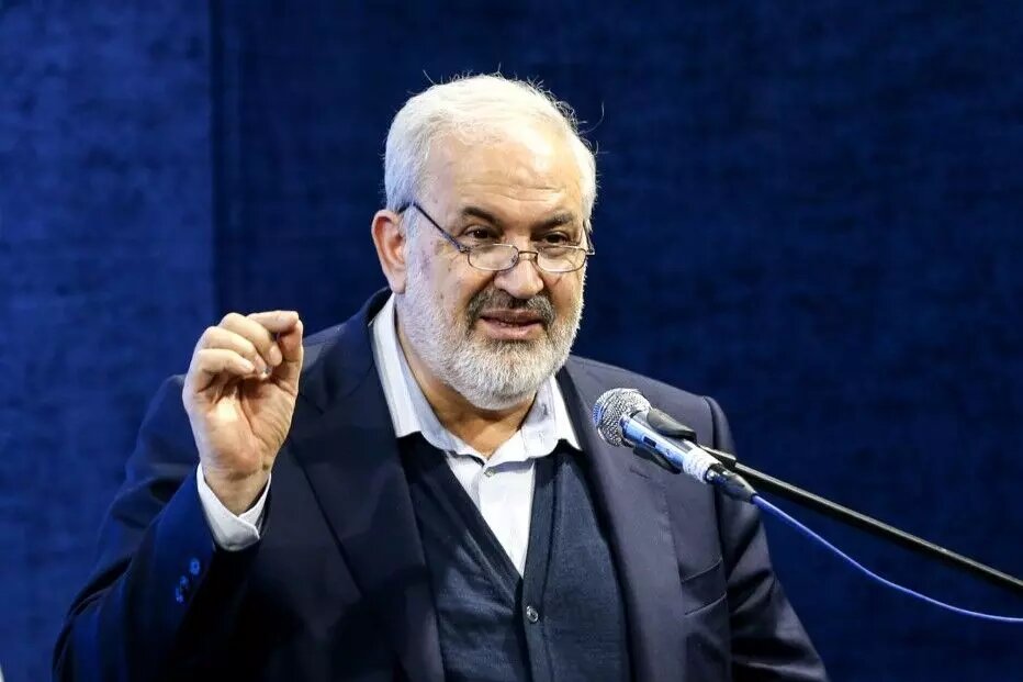 علی‌آبادی: ۱۱ هزار مگاوات برق پاک تا پیک مصرف سال آینده