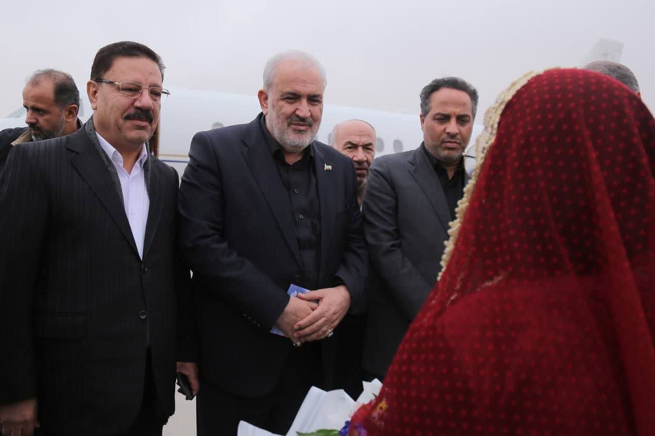 وزیر نیرو با استقبال معاون استاندار وارد تبریز شد