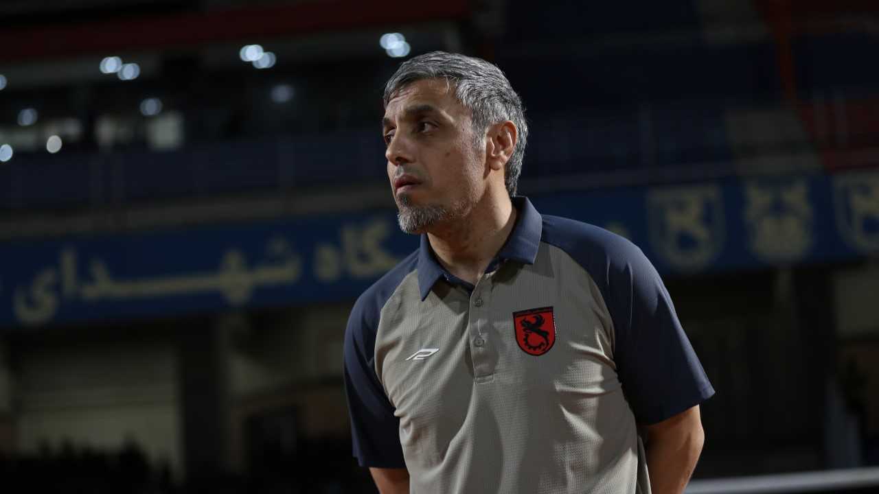 برکناری رسول خطیبی از هدایت مس رفسنجان پس از شکست سنگین مقابل سپاهان