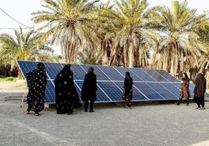 ۸۵ پنل خورشیدی بین عشایر خلخال و کوثر توزیع شد