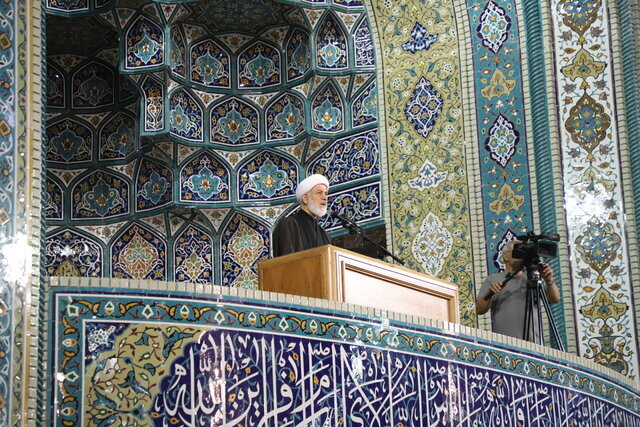 روشن‌تن:جوانان با اعتکاف خود را بیمه می‌کنند