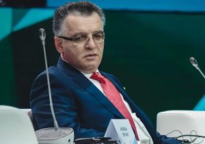 واکنش تند مالک تراکتور به داوری: این یک تقلب بزرگ است و فضای دیکتاتوری ایجاد کرده‌اند