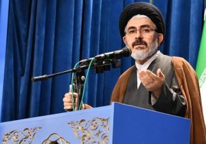 قریشی: دشمن می‌خواهد جامعه ما را بی‌هویت کند