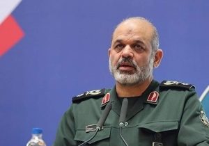 سردار وحیدی: ایران تحرکات دشمنان را با دقت کامل رصد می‌کند