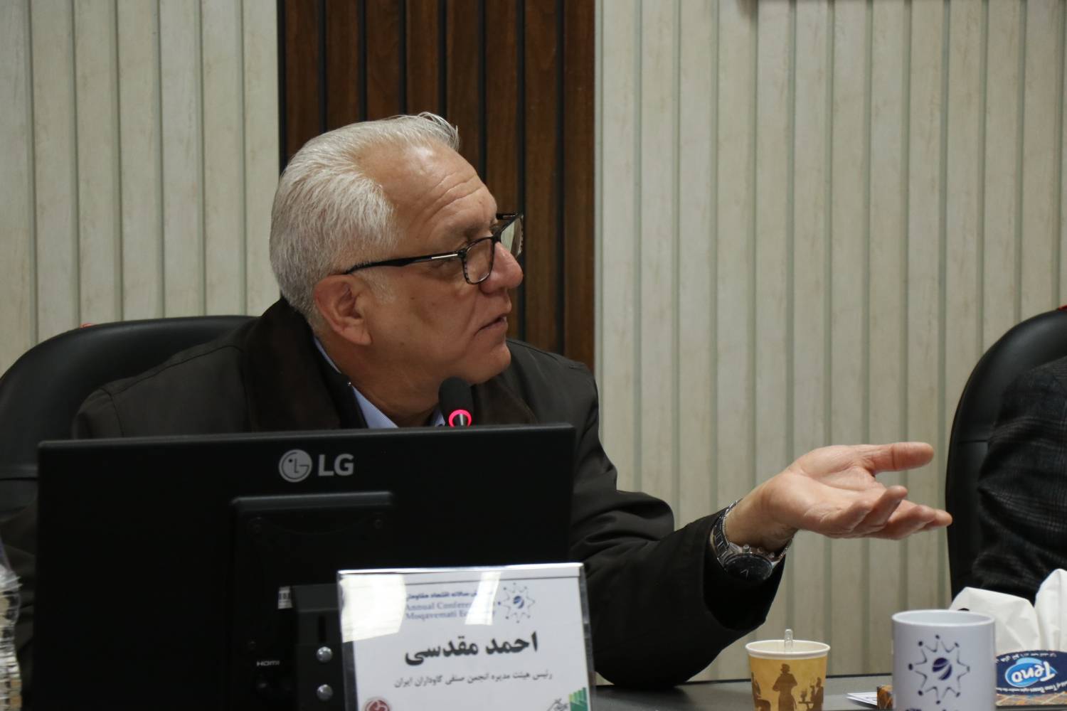مقدسی: از روز اول با ارز ترجیحی مخالف بودیم