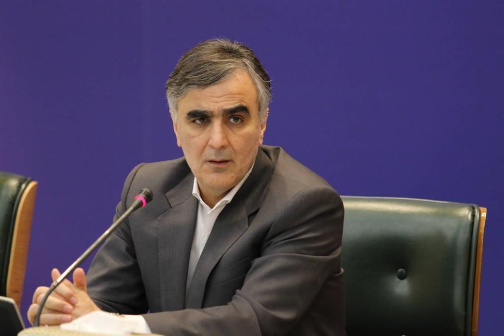 محمدرضا فرزین در ریاست بانک مرکزی ماندنی شد