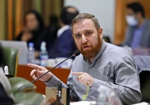 عضو شورای شهر تهران: شهرداری حتی گزارش ۶ماهه را هم نداد؛ ادعای عمل به وظایف دروغ است