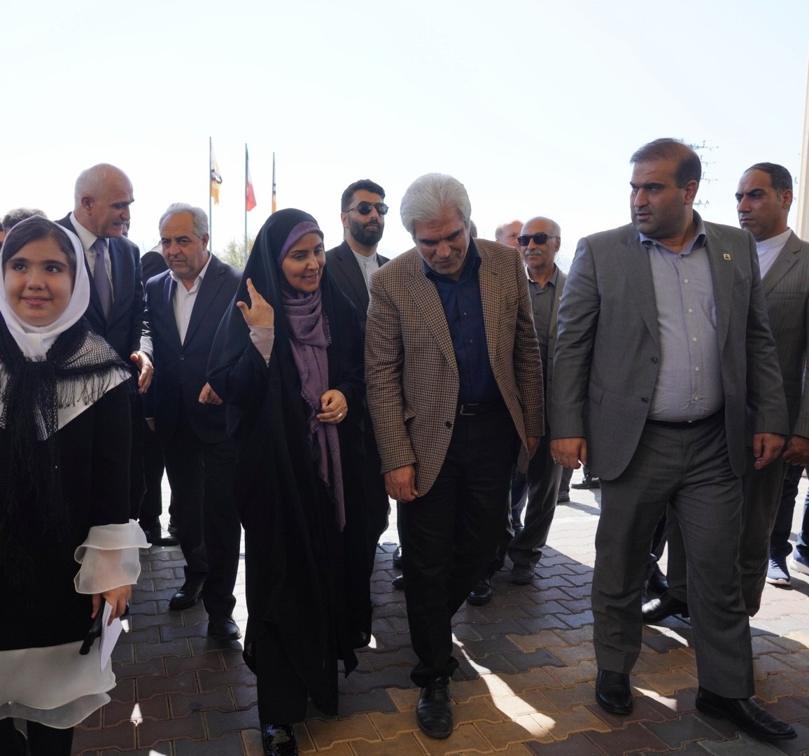 وزیر راه و شهرسازی و معاون نخست وزیر جمهوری آذربایجان وارد منطقه آزاد ارس شدند