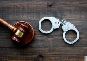 متهم فراری پرونده فروش طلای تقلبی به دام پلیس افتاد