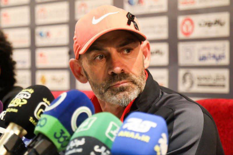 پاکو خمس مربی وستهم شد