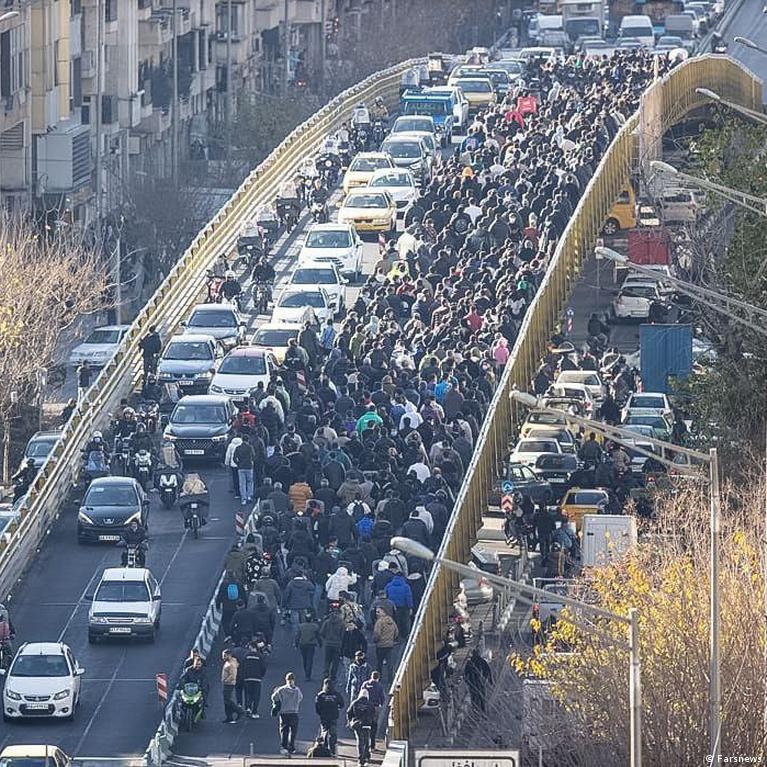 تجمع کسبه تهران در اعتراض به مشکلات اقتصادی