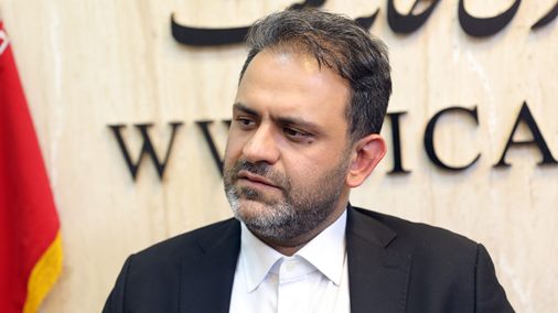 پیگیری مطالبات فرهنگیان و اجرای قوانین هوای پاک در صحن علنی