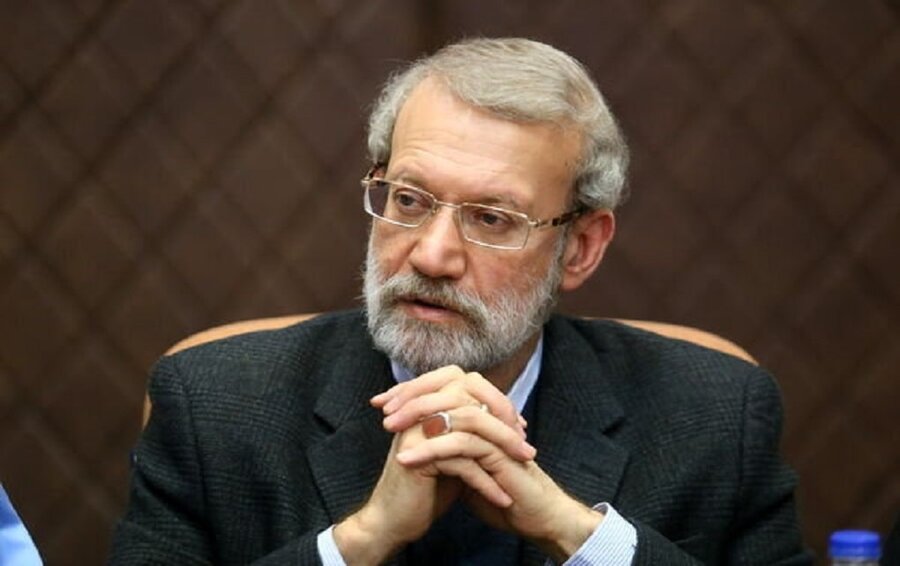 گزارش‌ها از تحویل پیام آمریکا به لاریجانی از سوی عمان