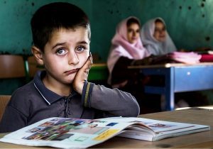 تأکید بر نقش زبان مادری در تقویت یادگیری و رشد ذهنی کودکان