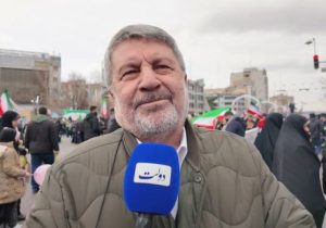 مشکلات اقتصادی پیوند مردم با انقلاب را نمی‌شکند
