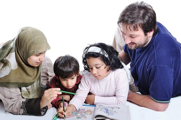 جوان‌سازی جمعیت با هفت راهکار؛ توجه ویژه به مشوق‌های پدرانه