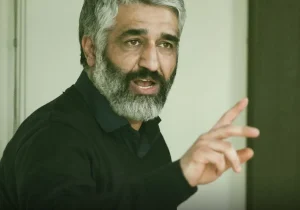 پژمان جمشیدی در دادگاه حاضر شد؛ نباید به گمانه‌زنی رسانه توجه کرد