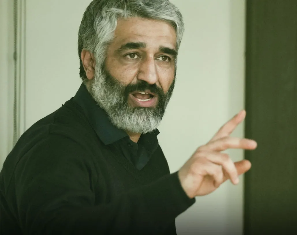 پژمان جمشیدی در دادگاه حاضر شد؛ نباید به گمانه‌زنی رسانه توجه کرد