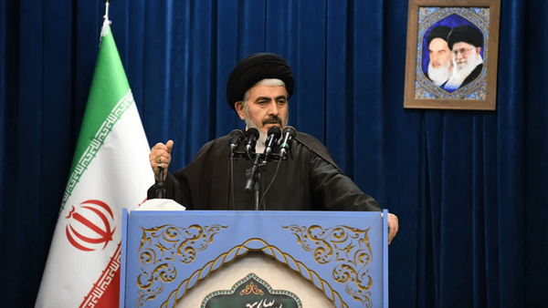 امام جمعه ارومیه: پیشرفت‌های علمی و دفاعی از برکات انقلاب اسلامی است