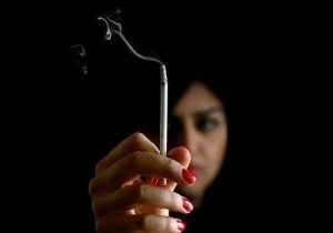 افزایش شوکه‌کننده مصرف سیگار و قلیان بین دختران ۱۸ تا ۲۵ سال